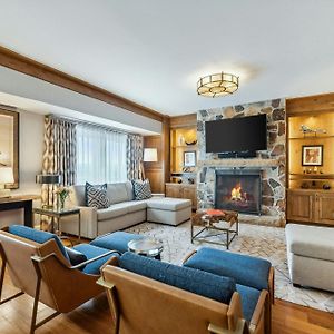 Executive King Suite